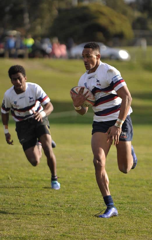 rugby-players-running-the-ball